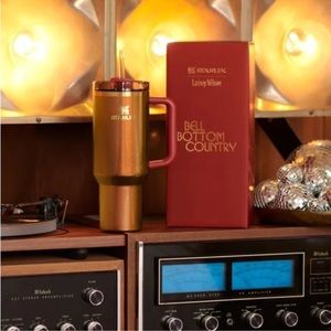 New Lainey Wilson Stanley